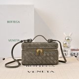 BOTTEGA VENETA Bang Bang Vanity Case Suede
