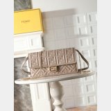 Top Fendi Wallet On Chain Baguette leather bag