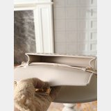 Top Fendi Wallet On Chain Baguette leather bag
