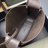Top LE 5 A 7 supple crossbody in suede
