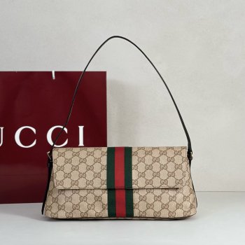 Gucci Perfect 874744 Madison Medium Shoulder Bag