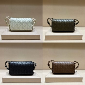 BOTTEGA VENETA Notturno Crossbody Bag