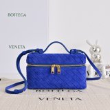 BOTTEGA VENETA Bang Bang Vanity Case Suede
