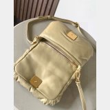 Top Loewe Puffer Goya Crossbody bag