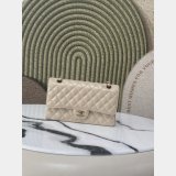 Top Quality CC Flap Lambskin 25cm Pearlescent handbag