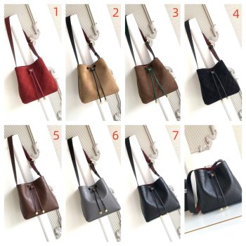 2026 CC Grosse BUCKET BAG AS6584