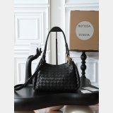 TOP Bottega Veneta Parachute Medium Shoulder bag