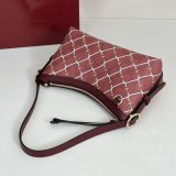 Gucci High Quality 847450 GG Emblem Small Shoulder Bag