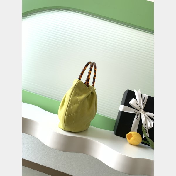 TOP Chanel 26C Small Hobo AS6022 Bag