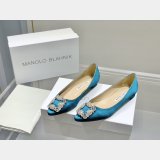 Manolo Blahnik HANGISIFLAT Pumps