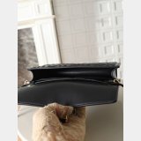 Top Fendi Wallet On Chain Baguette leather bag