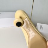 Loewe Toy pump in goatskin