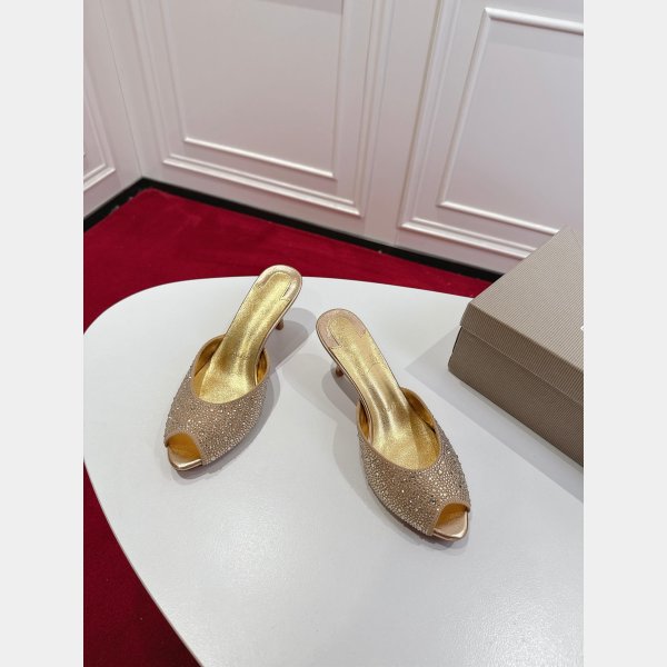 TOP Christian Louboutin Sandals