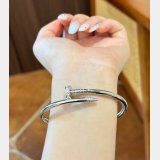 Juste un Clou bracelet small model diamonds