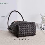 Bottega Veneta Small Andiamo Bucket