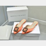 Replicas Manolo Blahnik Hangisi Flat Mules